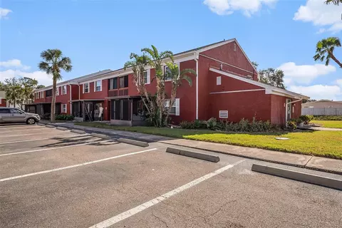 1084 82nd Ter N #1084B, Saint Petersburg, FL 33702