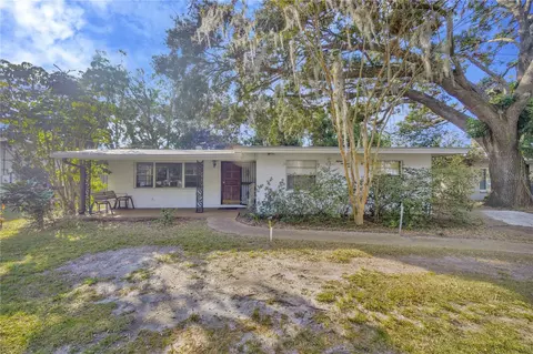 15040 Lake Magdalene Blvd, Tampa, FL 33618