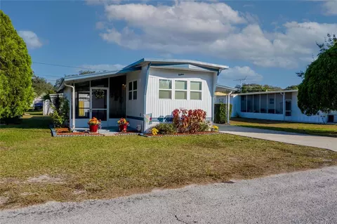 39121 Ola Ave, Zephyrhills, FL 33542
