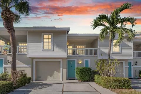 210 Sun Vista Ct N #61, Treasure Island, FL 33706