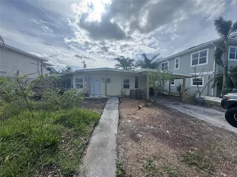 579 Trade Winds Dr, Dunedin, FL 34698