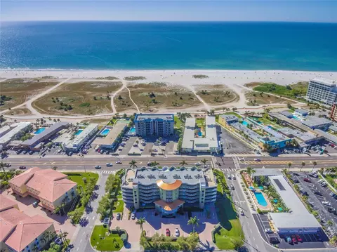 11605 Gulf Blvd #507, Treasure Island, FL 33706