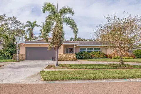 1130 Eden Isle Dr NE, Saint Petersburg, FL 33704