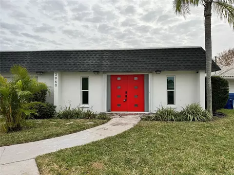 3960 Headsail Dr, New Port Richey, FL 34652