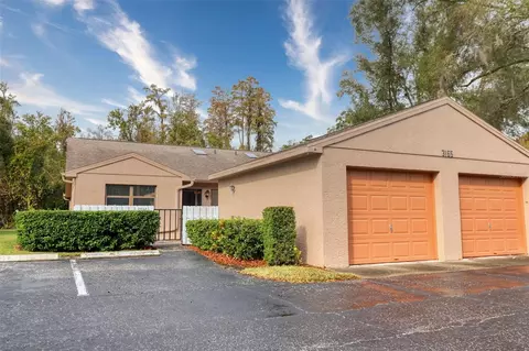 3165 Charter Club Dr #A, Tarpon Springs, FL 34688
