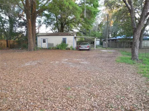 Warren Avenue, Dade City, FL 33523