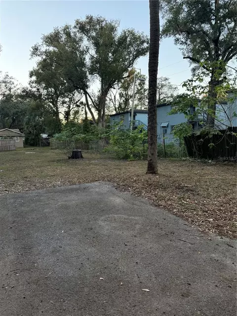 10122 N 11th St, Tampa, FL 33612