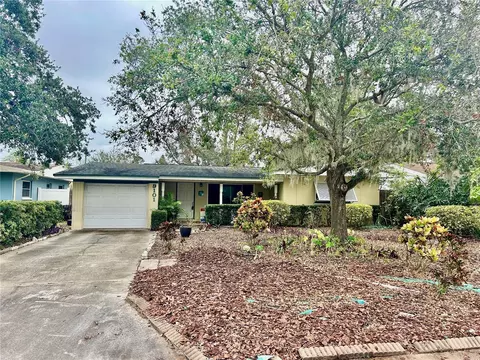 9101 3rd St N, Saint Petersburg, FL 33702