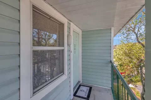 5004 Terrace Palms Cir #201, Tampa, FL 33617