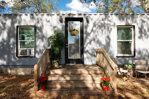 5021 69th Way N, Saint Petersburg, FL 33709
