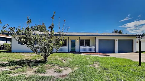 1524 Valencia St, Clearwater, FL 33756