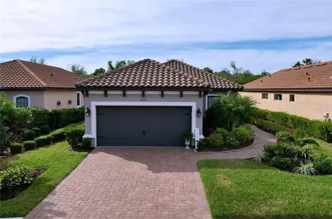 10115 Highland Park Pl, Palmetto, FL 34221