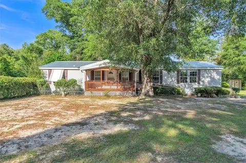 3590 Peanut Rd, Cottondale, FL 32431