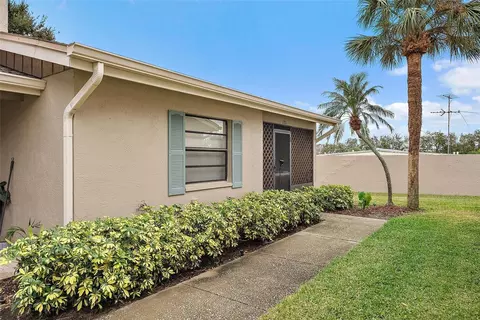 2131 Ridge Rd S #131, Largo, FL 33778
