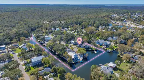 5563 Darlene St, Weeki Wachee, FL 34607