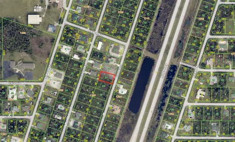 3419 Vessels Rd, Port Charlotte, FL 33980