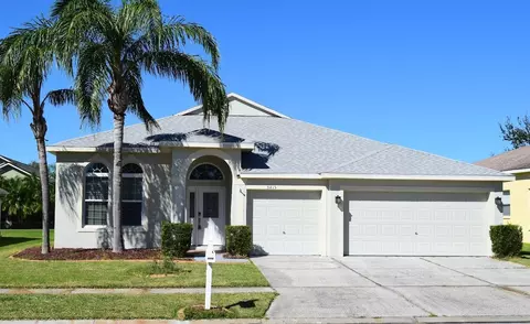 5435 Braddock Dr, Zephyrhills, FL 33541