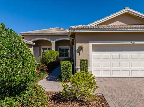16233 Amethyst Key Dr, Wimauma, FL 33598