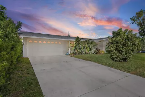 13849 84th Ter, Seminole, FL 33776