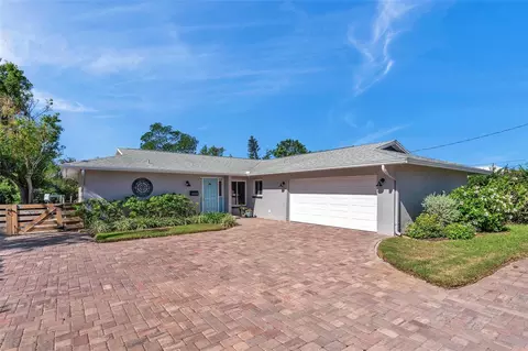 4019 Coquina Key Dr SE, Saint Petersburg, FL 33705
