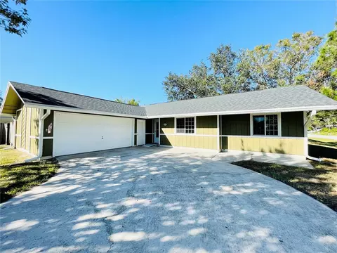 927 Beacon St NW, Palm Bay, FL 32907