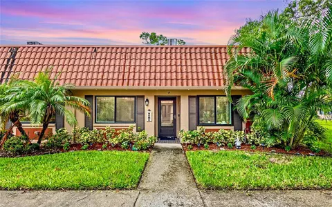 19029 Us Highway 19 N #13F, Clearwater, FL 33764