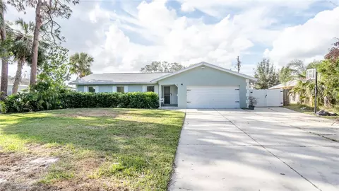 5218 Venetian Blvd NE, Saint Petersburg, FL 33703