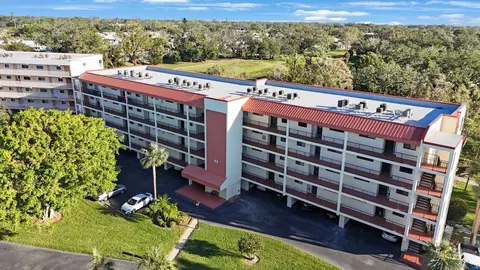 9433 Harbor Greens Way #403, Seminole, FL 33776