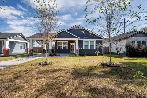 6917 N Central Ave, Tampa, FL 33604