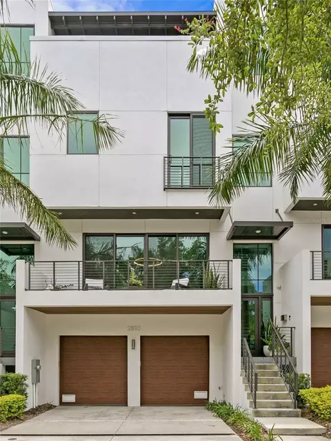 2810 W Barcelona St, Tampa, FL 33629