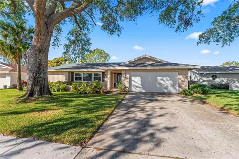 7494 132nd Way, Seminole, FL 33776