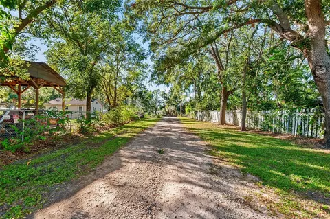 10128 Alafia St, Gibsonton, FL 33534
