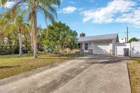 6598 26th St N, Saint Petersburg, FL 33702