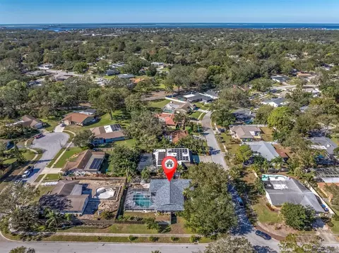 690 Wild Oak Ln, Palm Harbor, FL 34683