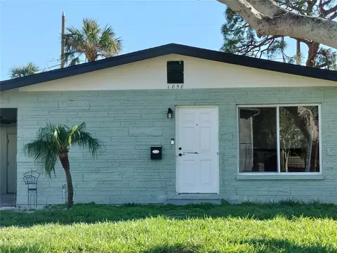 1858 Mississippi Ave NE, Saint Petersburg, FL 33703