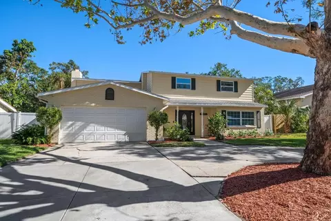 12805 Mia Cir, Largo, FL 33774
