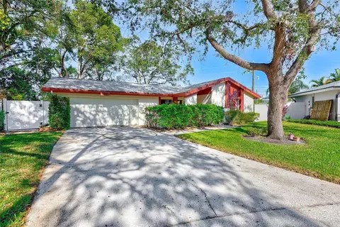 2601 Greendale Ct, Palm Harbor, FL 34684