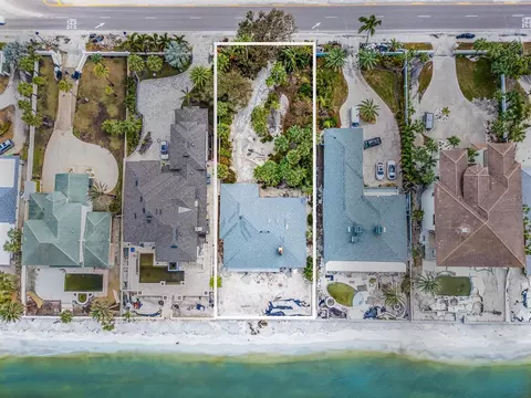 1000 Gulf Blvd, Belleair Shore, FL 33786