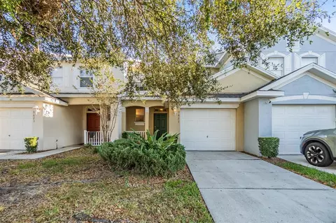 9621 Carlsdale Dr, Riverview, FL 33578