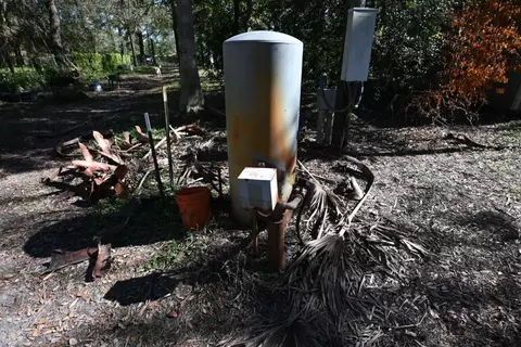 Exterior - 39716 Tworut Rd, Webster, FL 33597 photo 5 of 5