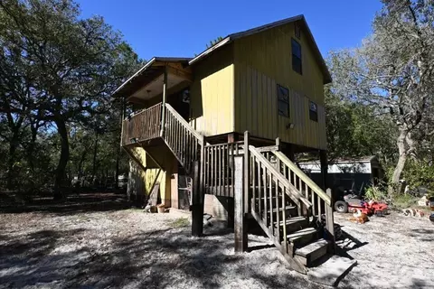 Exterior - 39716 Tworut Rd, Webster, FL 33597 photo 2 of 5