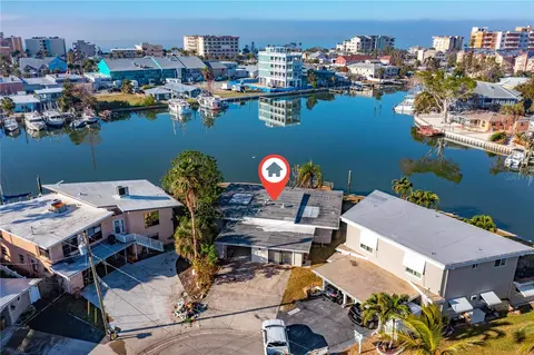 522 129th Ave E, Madeira Beach, FL 33708 photo 1