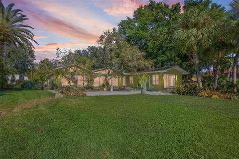 808 Monterey Blvd NE, Saint Petersburg, FL 33704