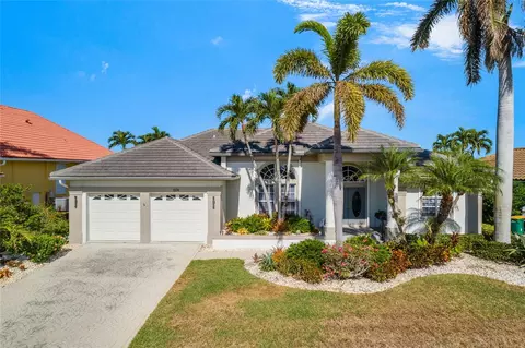 1074 Dill Ct, Marco Island, FL 34145