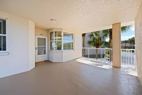 6399 Shoreline Dr #4106, Saint Petersburg, FL 33708