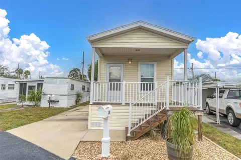 7801 34th Ave N #18, Saint Petersburg, FL 33710