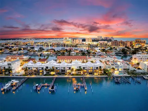 152 Brightwater Dr #4, Clearwater Beach, FL 33767
