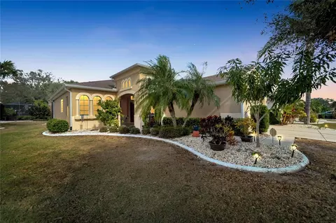 824 Regal Manor Way, Sun City Center, FL 33573