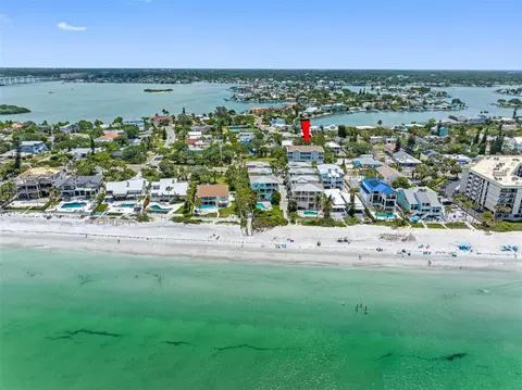 2706 1st St, Indian Rocks Beach, FL 33785