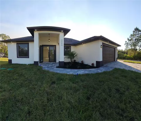 3009 9th St W, Lehigh Acres, FL 33971